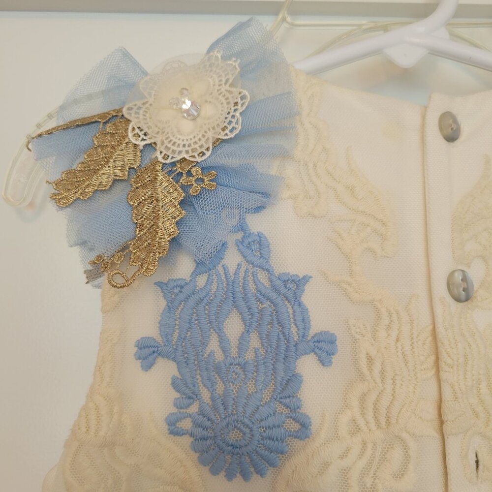 Beautiful Little Girls Dress - Picture 2 of 5